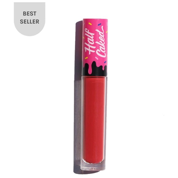 Half caked liquid lipstick - Picture 4 of 10